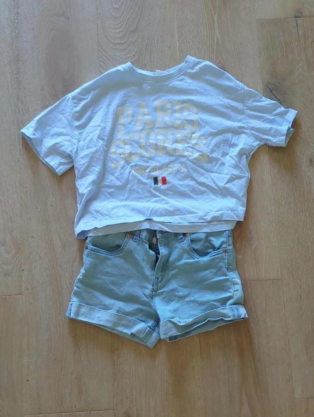 Bundle Of Girls XL Levi's Shorts And Zara Tees